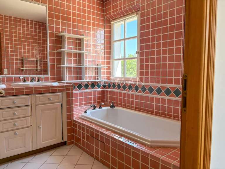 Villa Saint-Vallier-de-Thiey - 6 chambres - 292m²