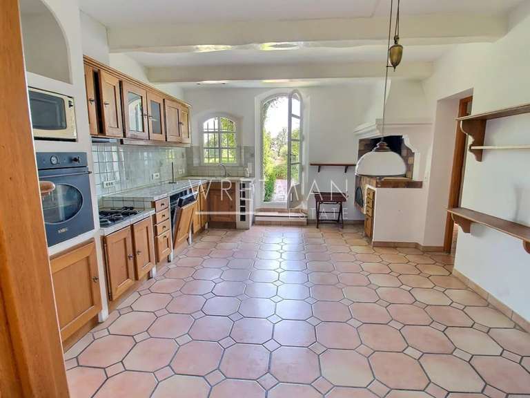 Villa Saint-Vallier-de-Thiey - 6 chambres - 292m²