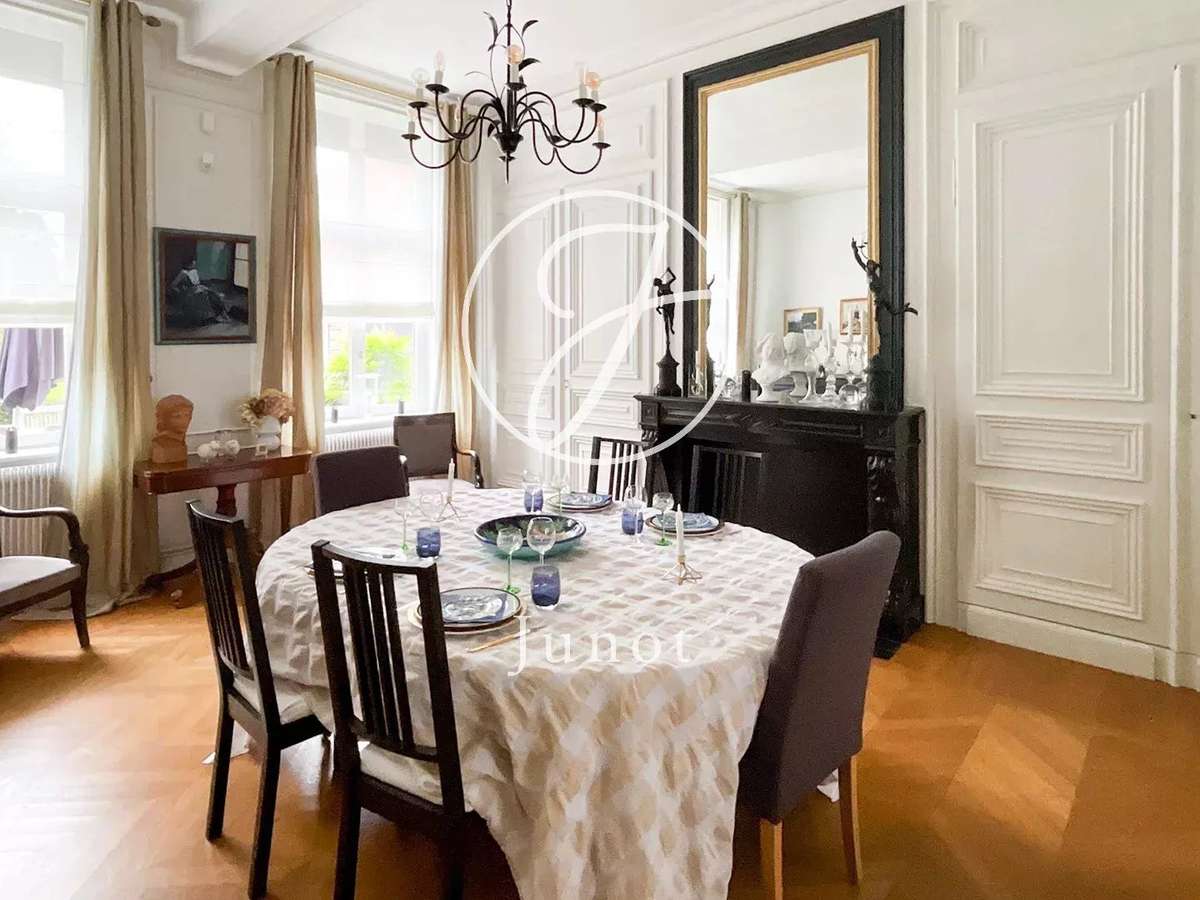 Maison Saint-Venant