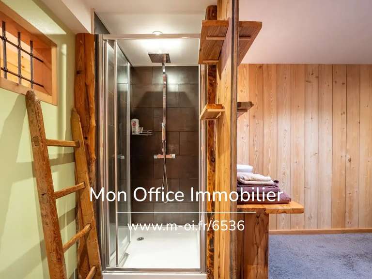 Appartement Saint-Véran - 5 chambres - 227m²