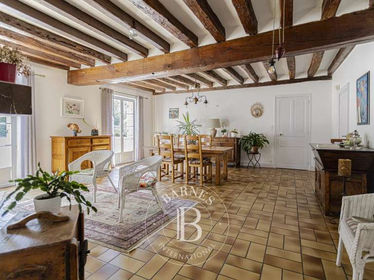 Propriété Saint-Viâtre - 9 chambres - 452m²