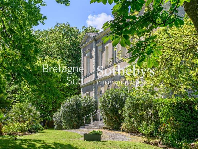 Propriété Saint-Viaud - 10 chambres - 550m²
