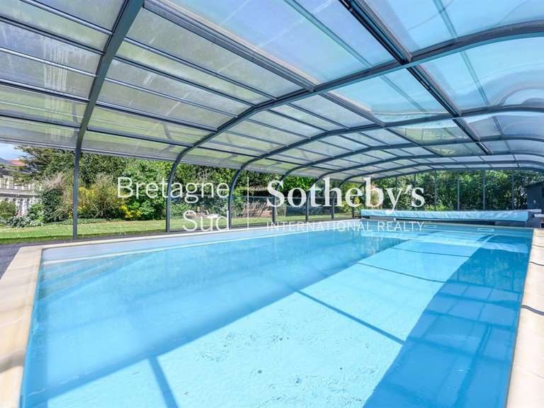 Propriété Saint-Viaud - 10 chambres - 550m²