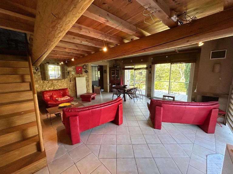 Propriété Saint-Victor-la-Coste - 9 chambres