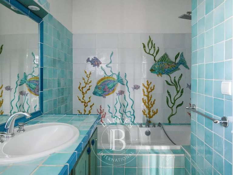 Villa Saint-Victoret - 4 chambres - 428m²