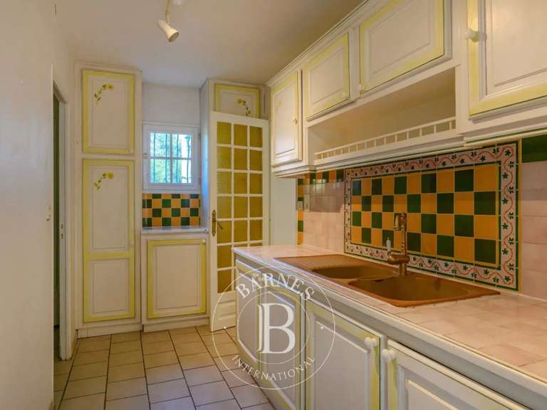 Villa Saint-Victoret - 4 chambres - 428m²