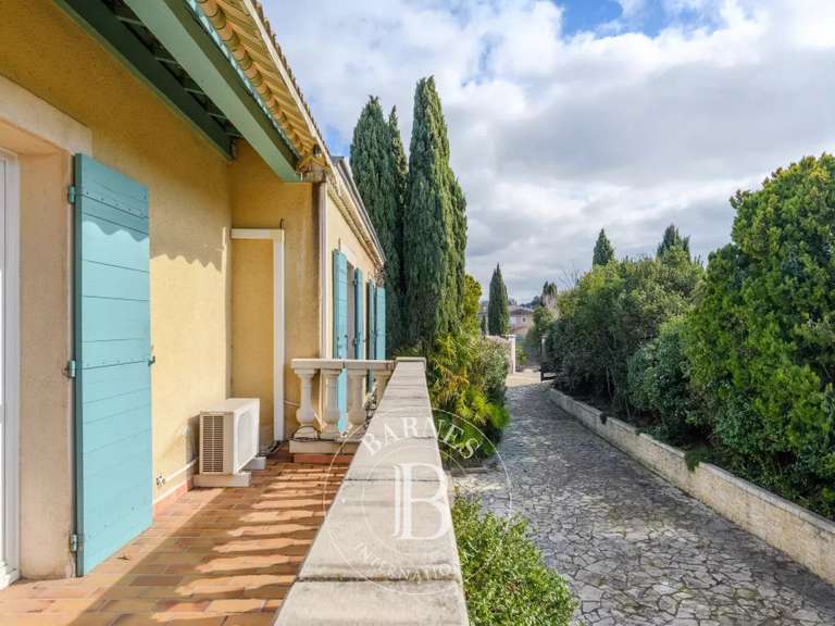 Villa Saint-Victoret - 4 chambres - 428m²