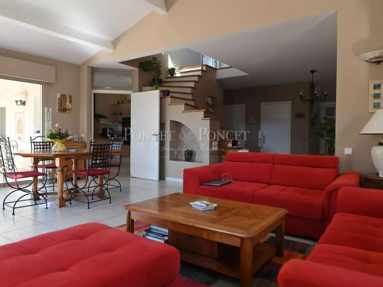 Maison Saint-Vincent-de-Barbeyrargues - 6 chambres - 185m²