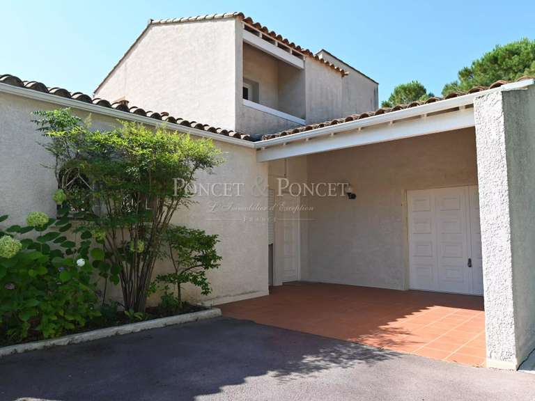 Maison Saint-Vincent-de-Barbeyrargues - 6 chambres - 185m²
