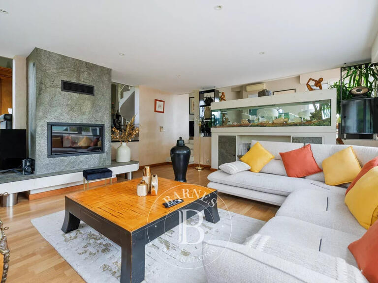 Maison Saint-Vincent-de-Tyrosse - 5 chambres - 240m²