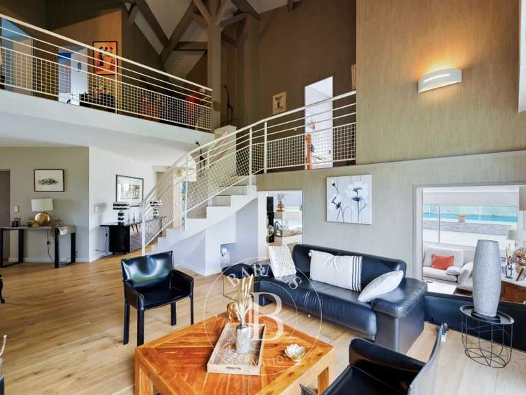 Maison Saint-Vincent-de-Tyrosse - 5 chambres - 240m²