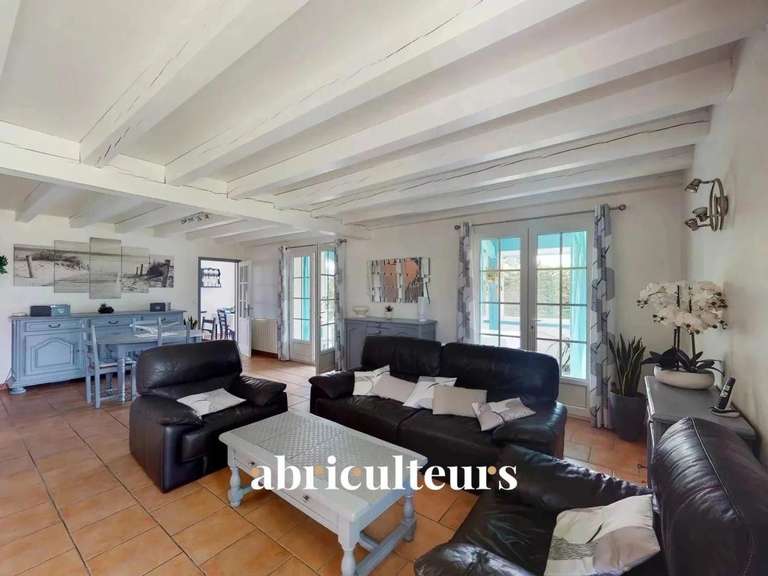 House Saint-Vincent-de-Tyrosse - 4 bedrooms - 160m²