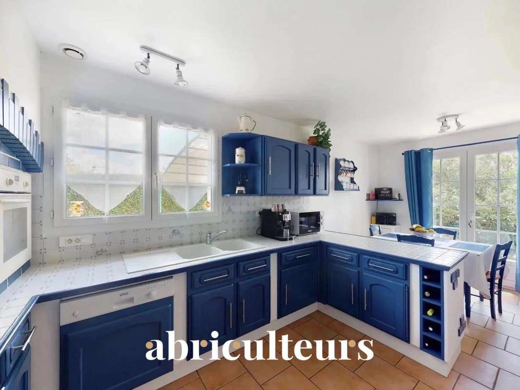 House Saint-Vincent-de-Tyrosse