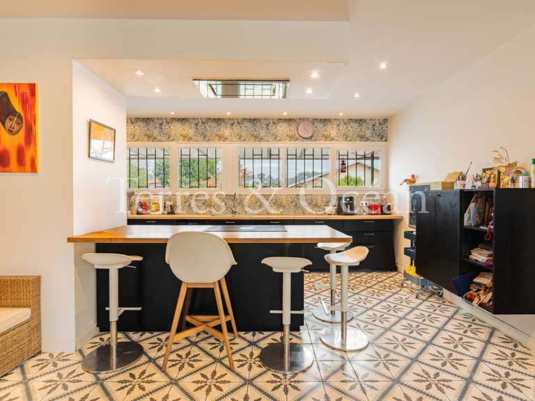 Maison Saint-Vincent-de-Tyrosse - 6 chambres - 336m²