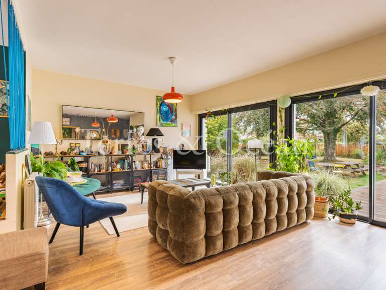 Maison Saint-Vincent-de-Tyrosse - 6 chambres - 336m²