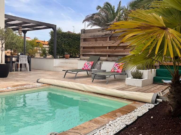 Villa Saint-Vincent-de-Tyrosse - 5 chambres - 160m²