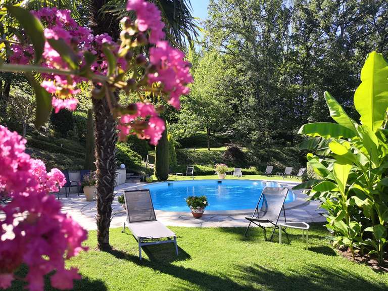 Maison Saint-Vincent-du-Pendit - 7 chambres - 325m²