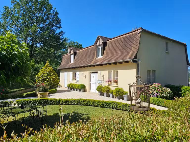 Maison Saint-Vincent-du-Pendit - 7 chambres - 325m²