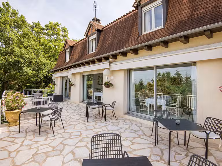 Maison Saint-Vincent-du-Pendit - 7 chambres - 325m²