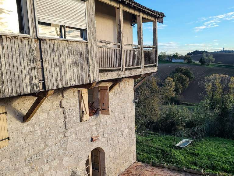 Propriété Saint-Vincent-Lespinasse - 11 chambres - 556m²