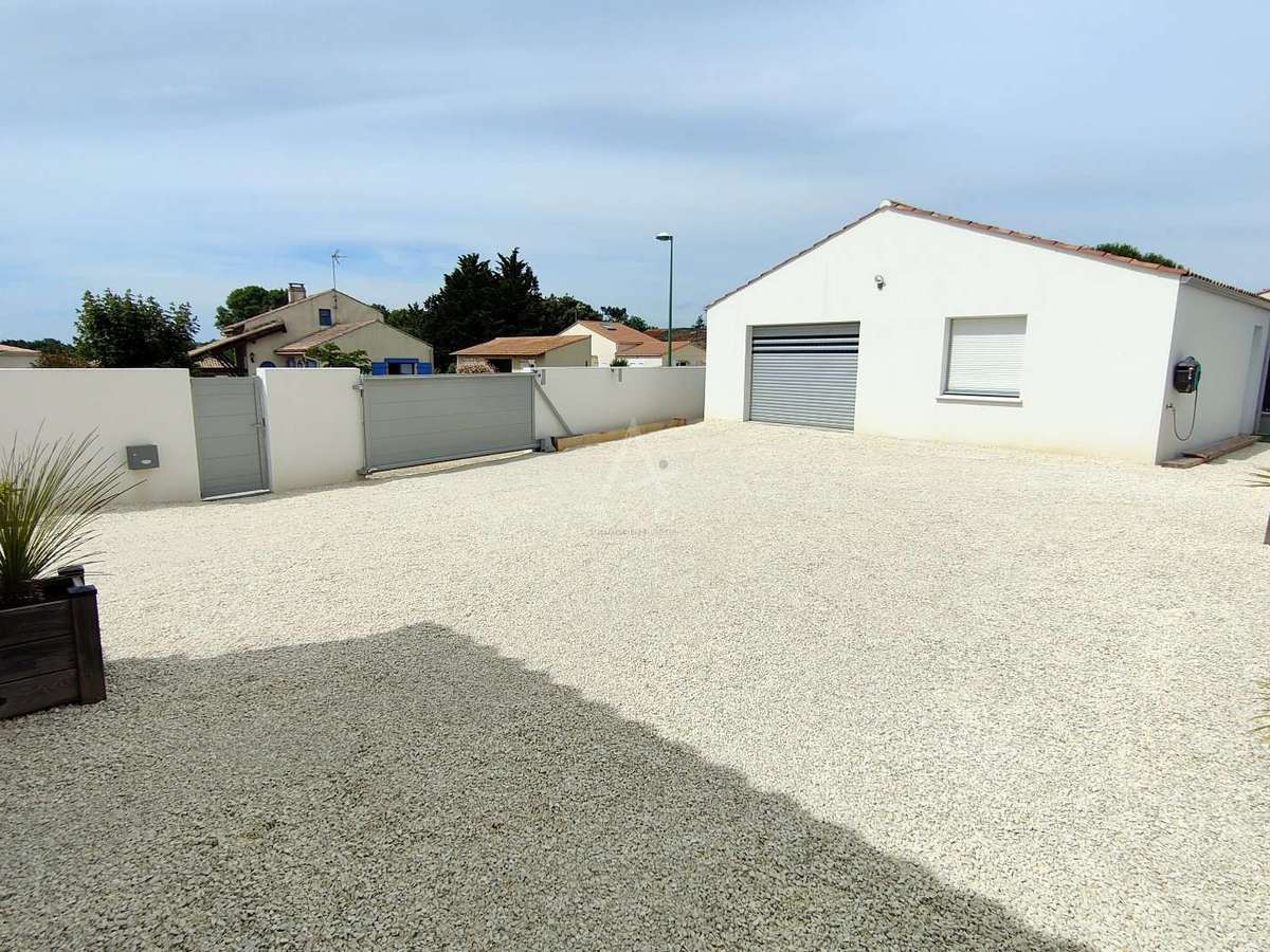 House Saint-Vincent-sur-Jard