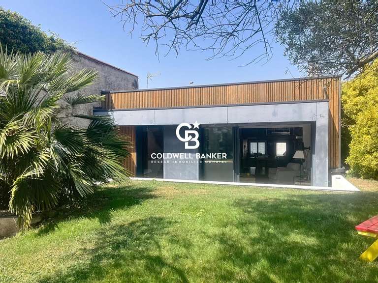 Maison Saint-Xandre - 5 chambres - 180m²