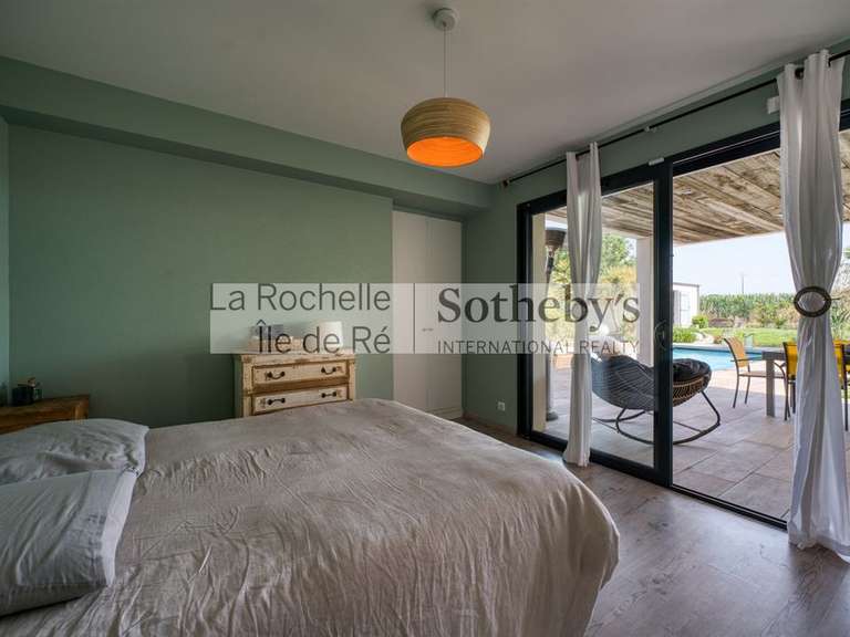 Maison Saint-Xandre - 5 chambres - 380m²