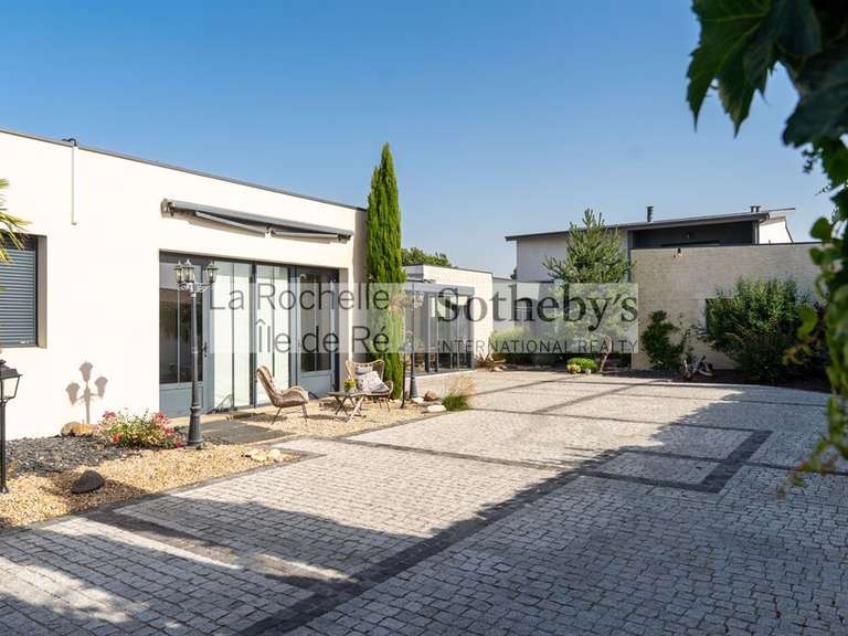Maison Saint-Xandre - 5 chambres - 380m²
