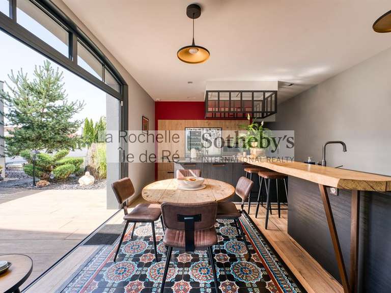 Maison Saint-Xandre - 5 chambres - 380m²
