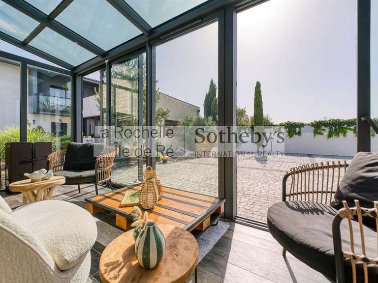 Maison Saint-Xandre - 5 chambres - 380m²