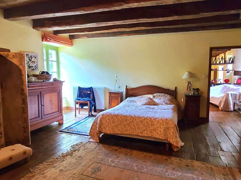 House Saint-Yrieix-la-Perche - 4 bedrooms - 154m²