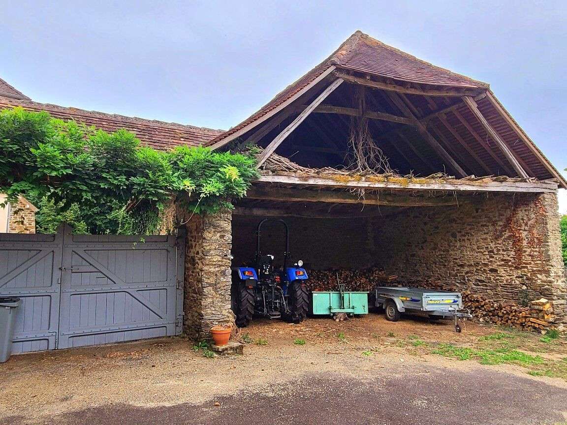 House Saint-Yrieix-la-Perche