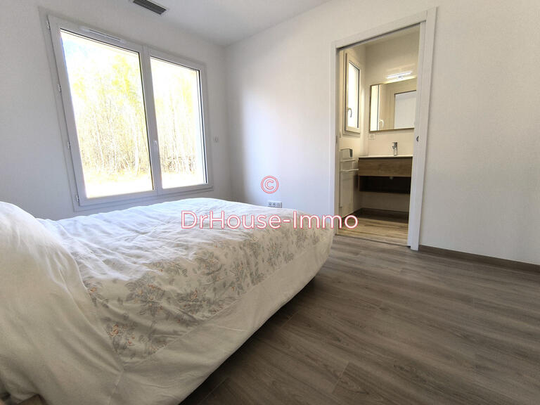 Villa Saint-Yrieix-la-Perche - 4 chambres - 160m²
