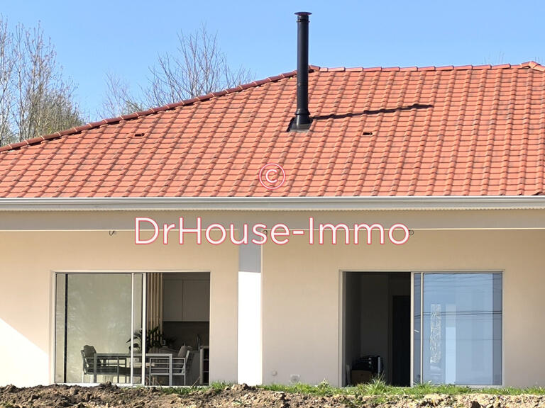Villa Saint-Yrieix-la-Perche - 4 chambres - 160m²