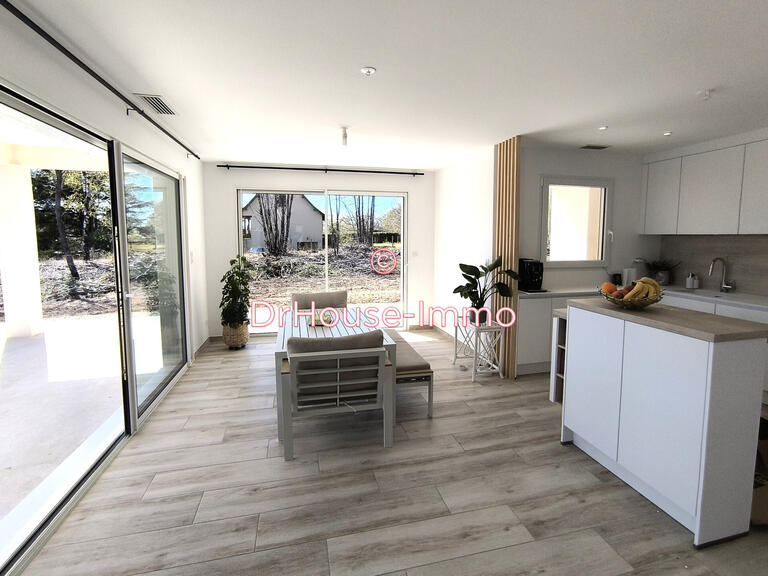 Villa Saint-Yrieix-la-Perche - 4 chambres - 160m²