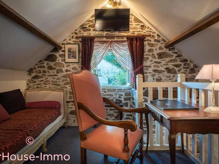 Villa Saint-Yrieix-la-Perche - 13 chambres - 675m²
