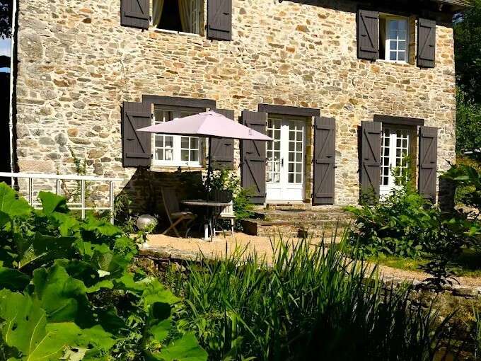 Villa Saint-Yrieix-la-Perche - 13 chambres - 675m²
