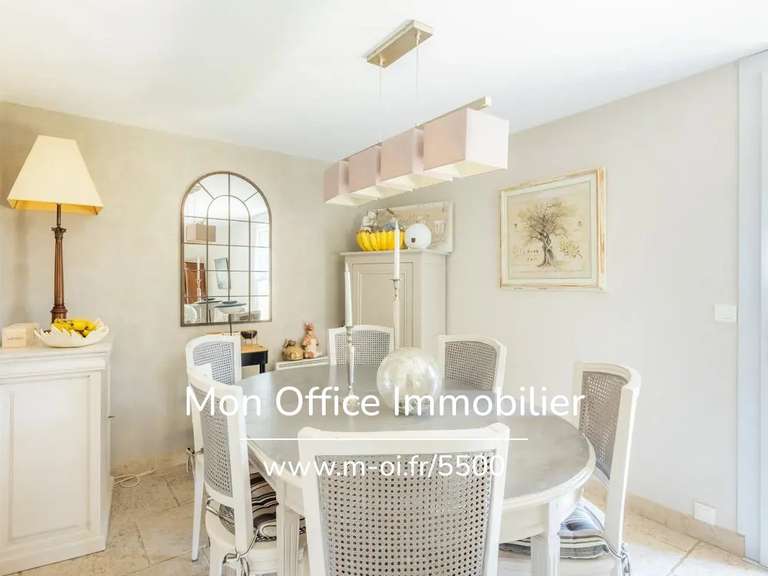 Maison Saint-Zacharie - 4 chambres - 145m²