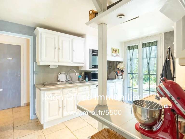Maison Saint-Zacharie - 4 chambres - 145m²