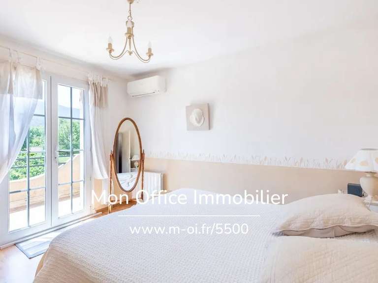 Maison Saint-Zacharie - 4 chambres - 145m²