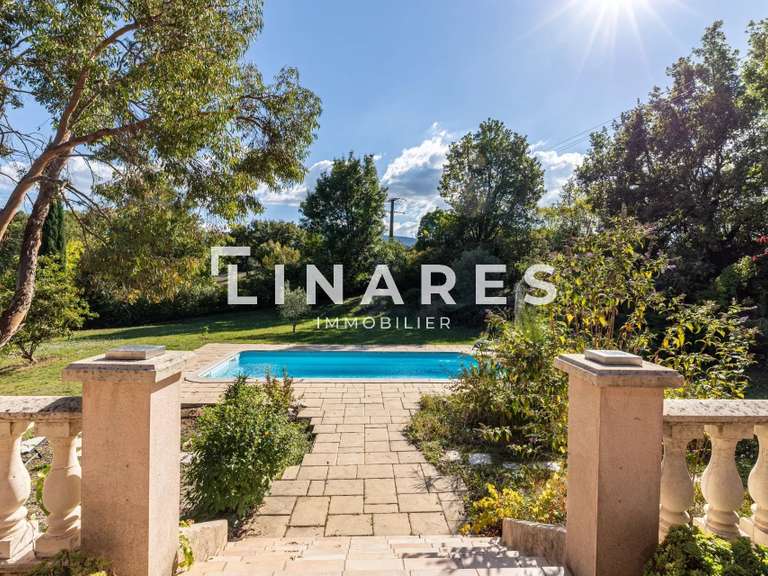 Maison Saint-Zacharie - 4 chambres - 145m²