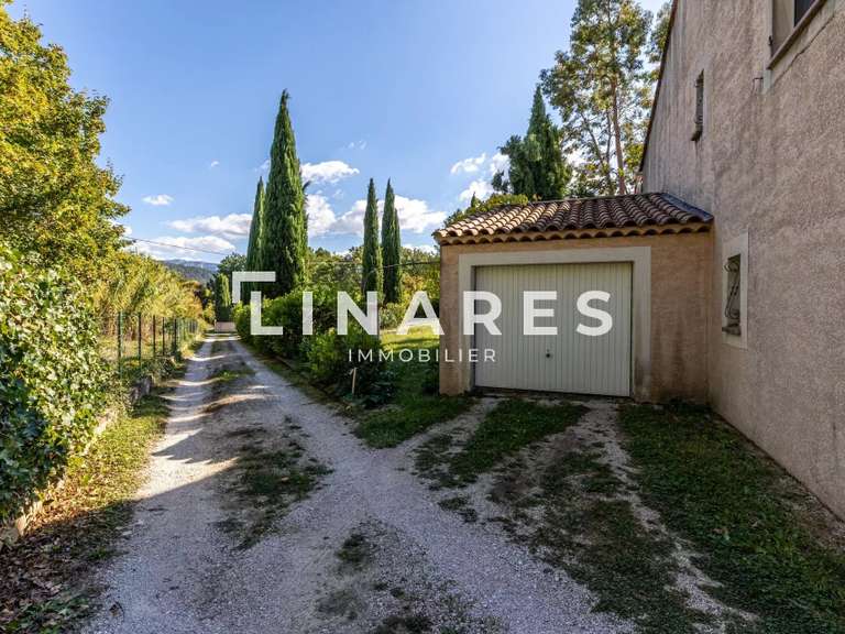 Maison Saint-Zacharie - 4 chambres - 145m²