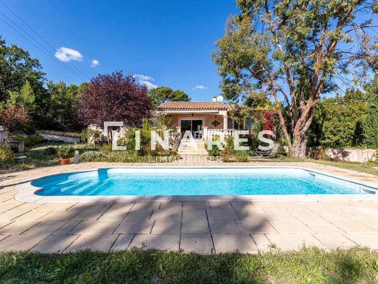 Maison Saint-Zacharie - 4 chambres - 145m²