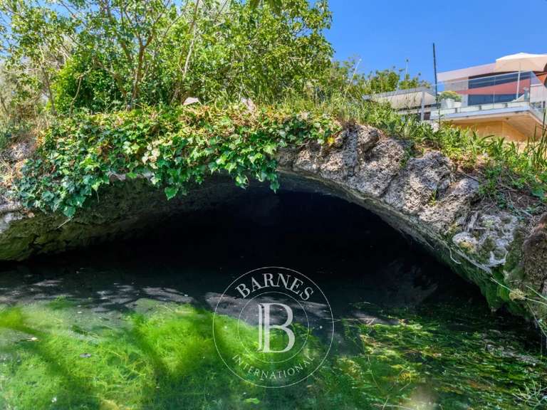 Maison Saint-Zacharie - 284m²