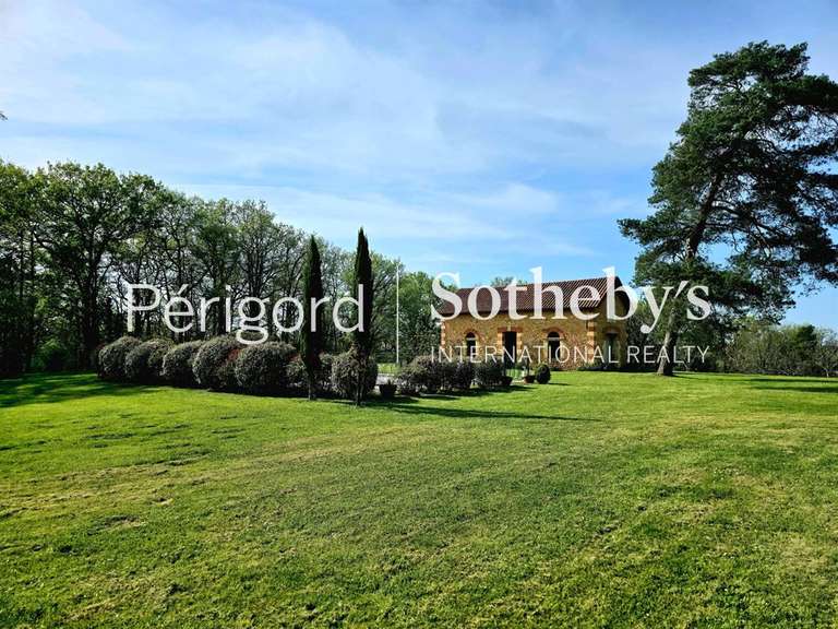 Maison Sainte-Alvère - 7 chambres - 355m²