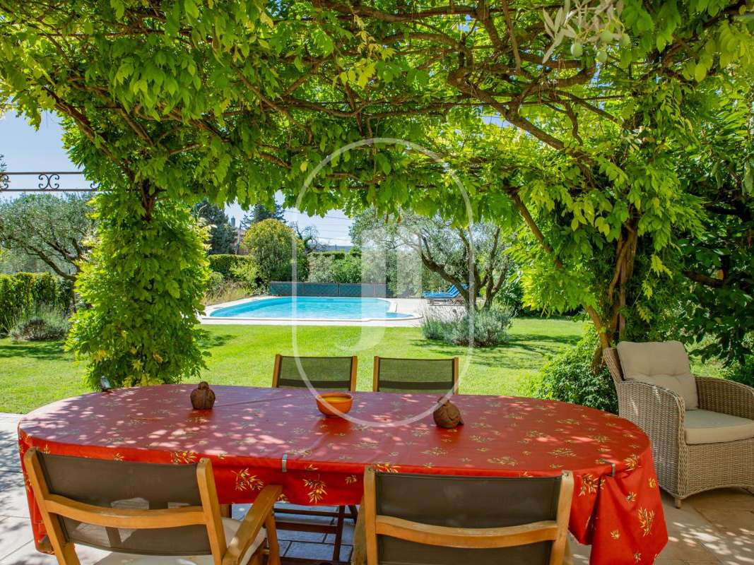 Maison Sainte-Cécile-les-Vignes