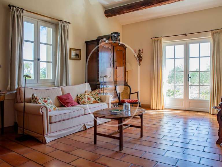 Maison Sainte-Cécile-les-Vignes - 5 chambres - 257m²