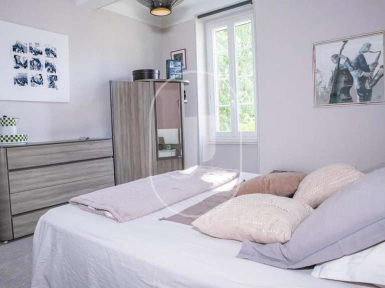 Maison Sainte-Cécile-les-Vignes - 7 chambres - 330m²