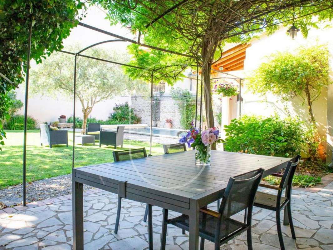 House Sainte-Cécile-les-Vignes