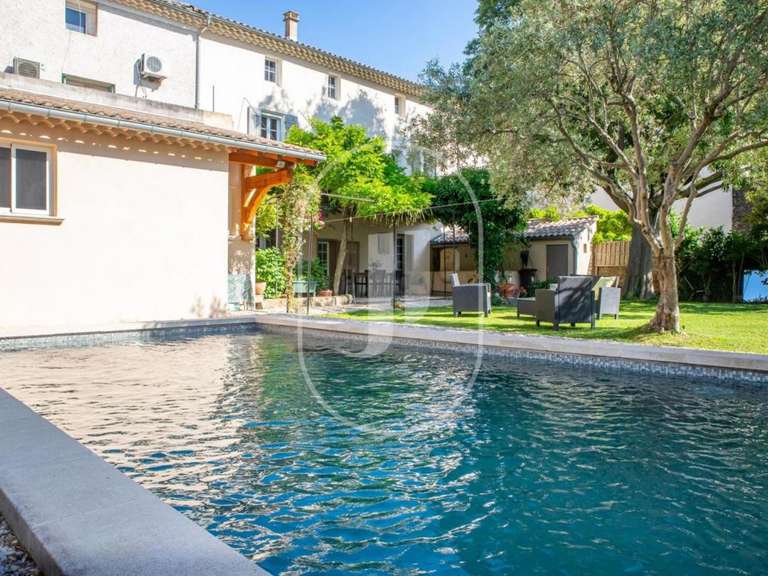 Maison Sainte-Cécile-les-Vignes - 7 chambres - 330m²